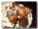 龍蹄 豚の太股の醤油煮込み 残骸（骨）