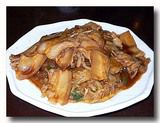 酸菜扣肉粉　漬物、バラ肉、春雨の炒め煮 皿ごと
