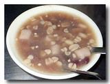 紅豆湯+花生湯　台湾風汁粉　見た目は地味