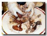 分解した甕窯鶏を調味料と混ぜてみた