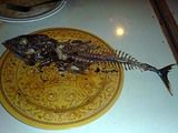 イカンバカール カツオ一本焼き を食べ終わったお魚の骨