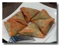 咖喱角 chamussa カレー三角春巻き