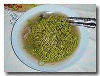 バミーキアオ・クロップ・ラートナー・ムー