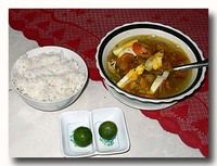 ソトアヤム 鶏肉の具だくさんスープ